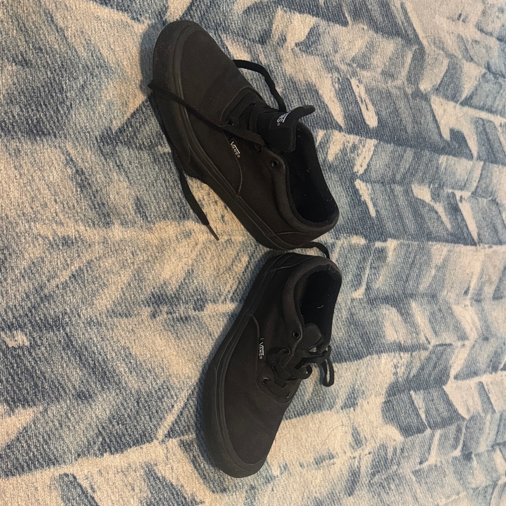 Vans Men's Classic Black Sneakers